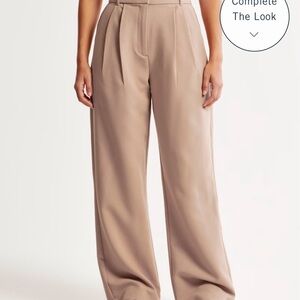Curve Love A&F Sloane Tailored Pant - Size 29 R in Light Brown